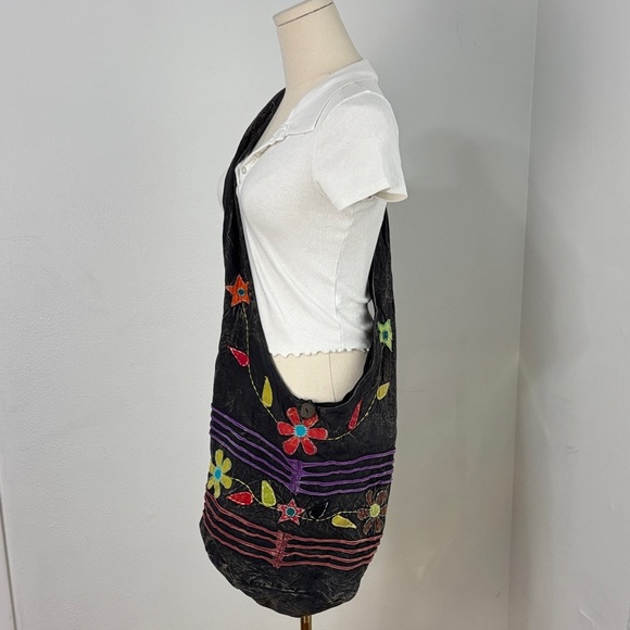 Nepal Floral Embroidered Black Cotton Crossbody Bag Boho Hippie Hobo Festival - Picture 1 of 13